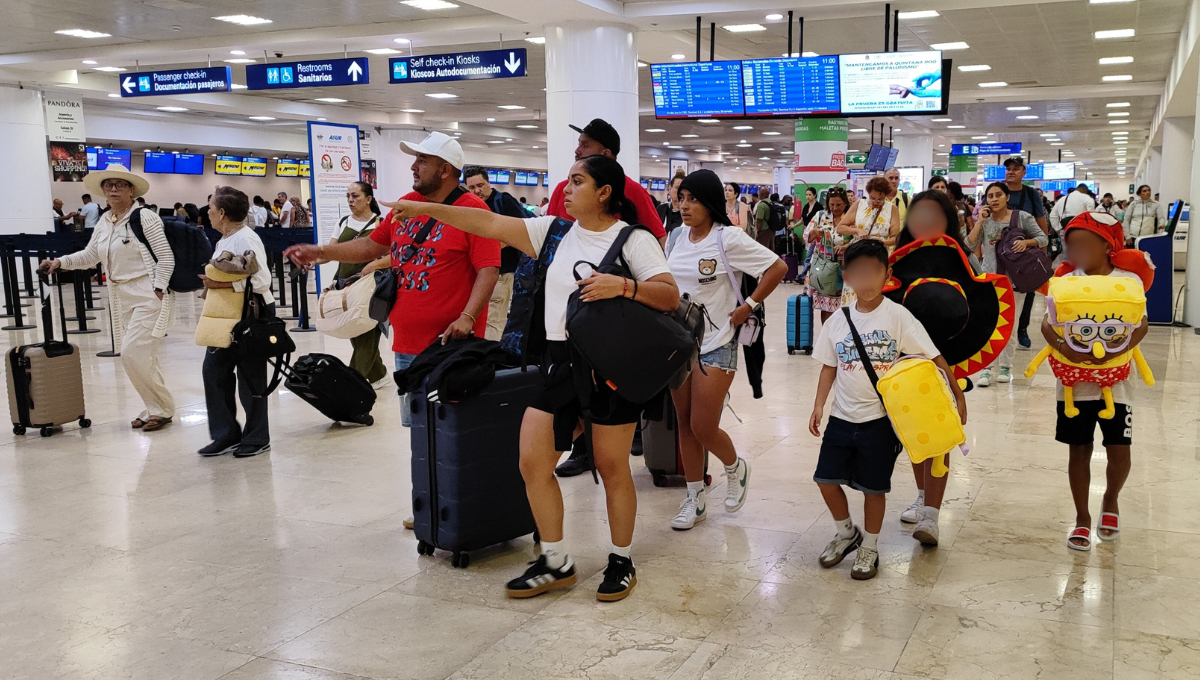 Familia colombiana tuvo las “mejores vacaciones de su vida” en Cancún a pesar del huracán “Helene” Familia colombiana tuvo las “mejores vacaciones de su vida” en Cancún a pesar del huracán “Helene”