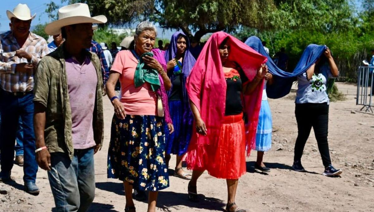 Entrega de acueducto y distrito de riego al pueblo yaqui, desde Guaymas, Sonora Entrega de acueducto y distrito de riego al pueblo yaqui, desde Guaymas, Sonora