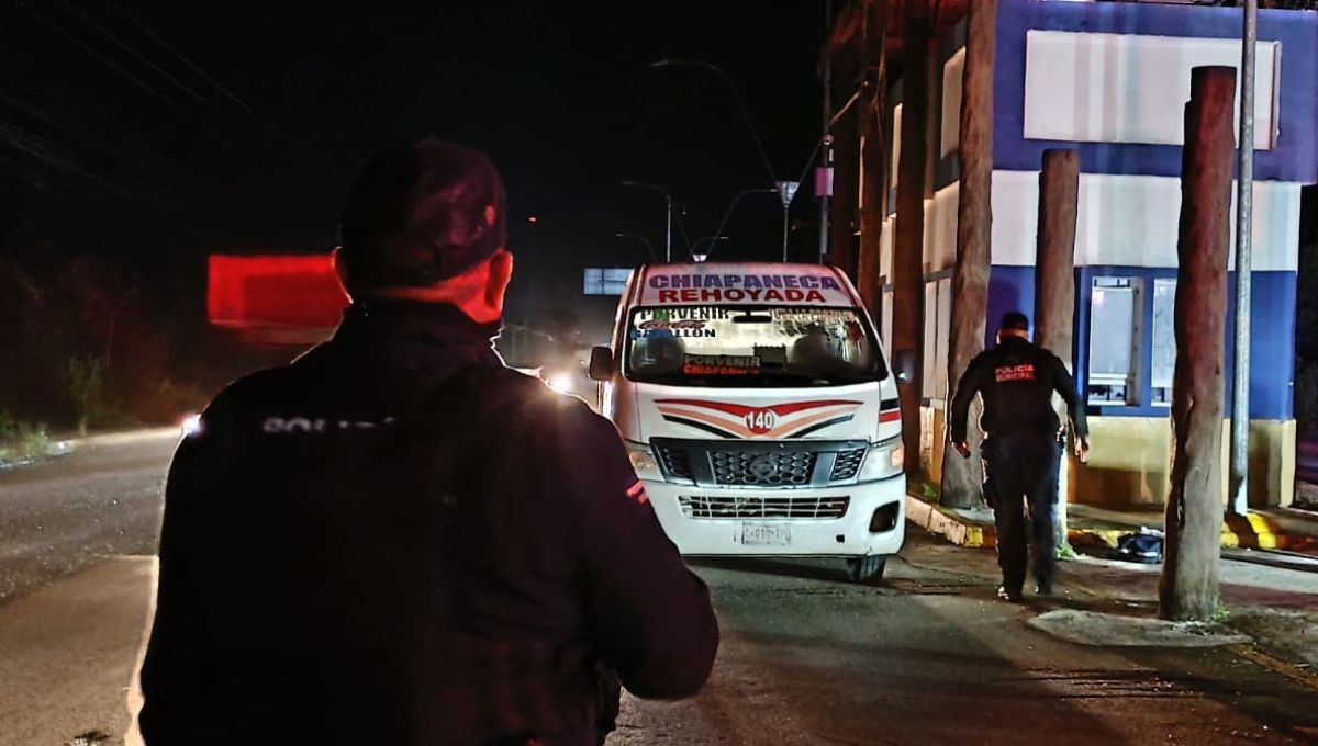 Chofer de una combi recibe un balazo al resistirse a un asalto en Cancún