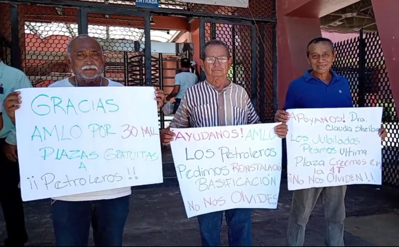 Trabajadores petroleros de Ciudad del Carmen protestan por robo de plazas