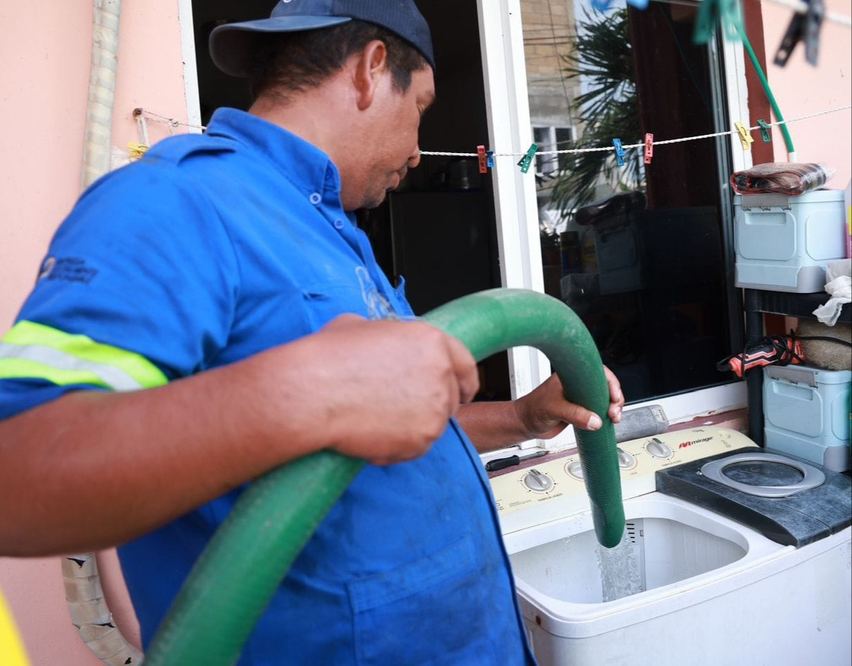 Familias esperan la instalación de una cisterna por el desabasto de agua Familias esperan la instalación de una cisterna por el desabasto de agua