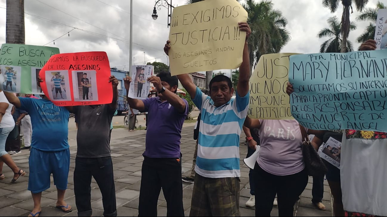 Familiares y habitantes de la comunidad exigen ser escuchados Familiares y habitantes de la comunidad exigen ser escuchados