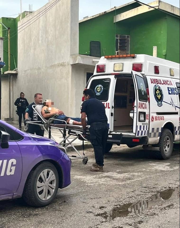 El agresor atacó a la víctima, Víctor “N”, con un cuchillo y luego se dio a la fuga El agresor atacó a la víctima, Víctor “N”, con un cuchillo y luego se dio a la fuga