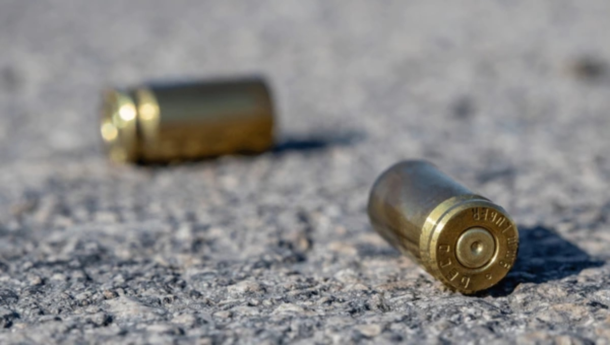 En la agresión, un guardia del fraccionamiento y otro hombre resultaron lesionados