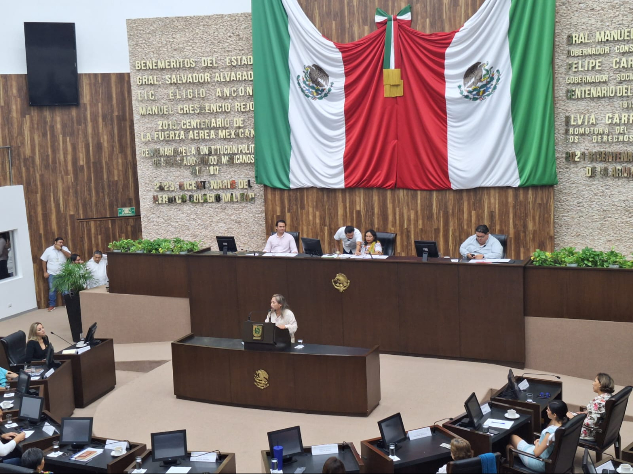 Los nombramientos fueron otorgados por unanimidad Los nombramientos fueron otorgados por unanimidad