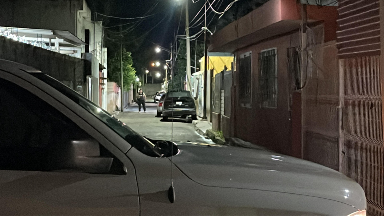 Agentes ministeriales y efectivos castrenses realizaron dos operativos simultáneos en la ciudad por denuncias anónimas de venta de narcóticos