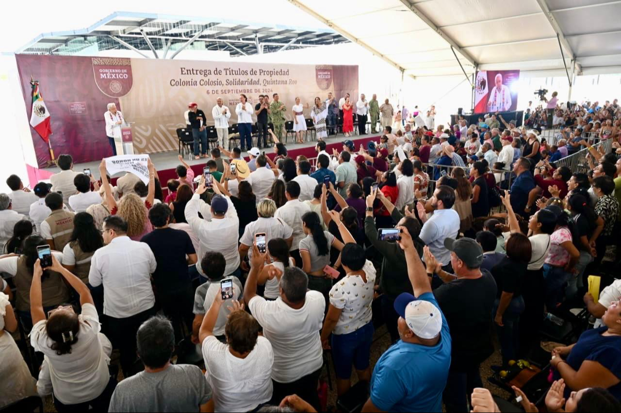 Andrés Manuel López Obrador en Solidaridad, Quintana Roo Andrés Manuel López Obrador en Solidaridad, Quintana Roo