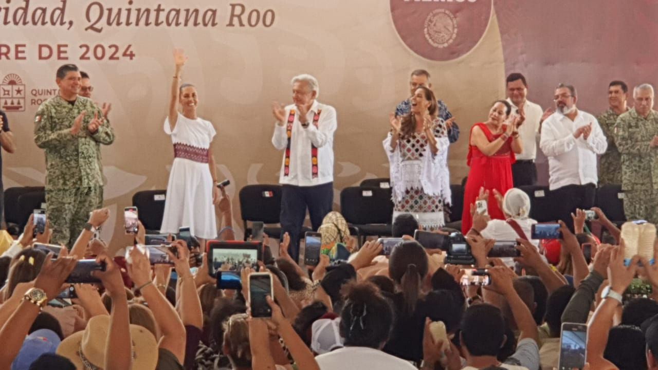 AMLO en Quintana Roo:  Sigue en vivo la   entrega de títulos de propiedad a vecinos de la colonia Luis Donaldo Colosio 