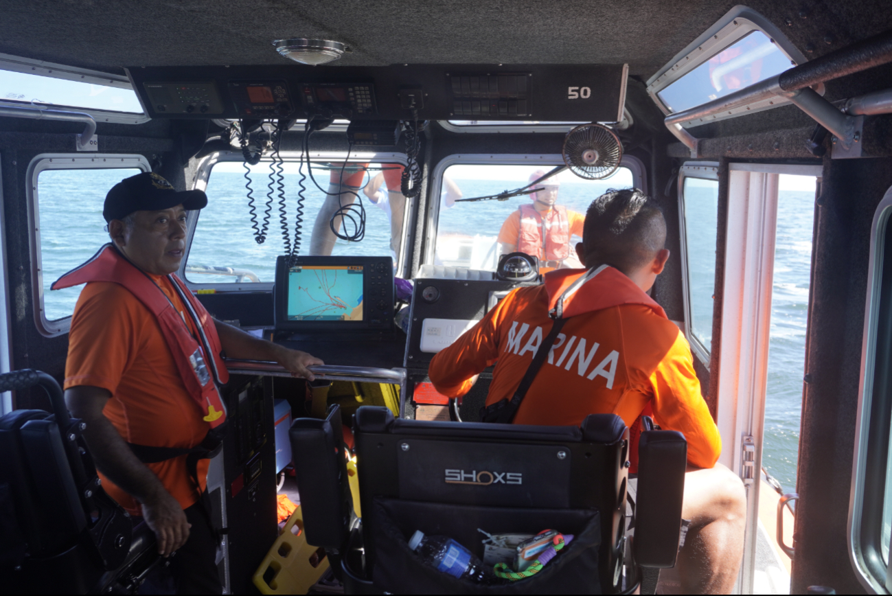 Fotoreportaje: Semar recrea rescate de náufragos en Campeche     