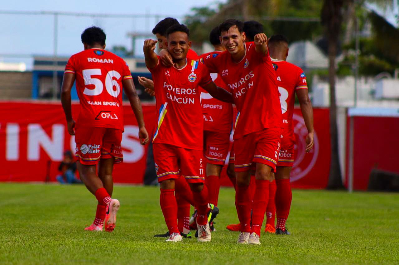 Pioneros de Cancún obtienen su primera victoria de la temporada / Rafael García Pioneros de Cancún obtienen su primera victoria de la temporada / Rafael García