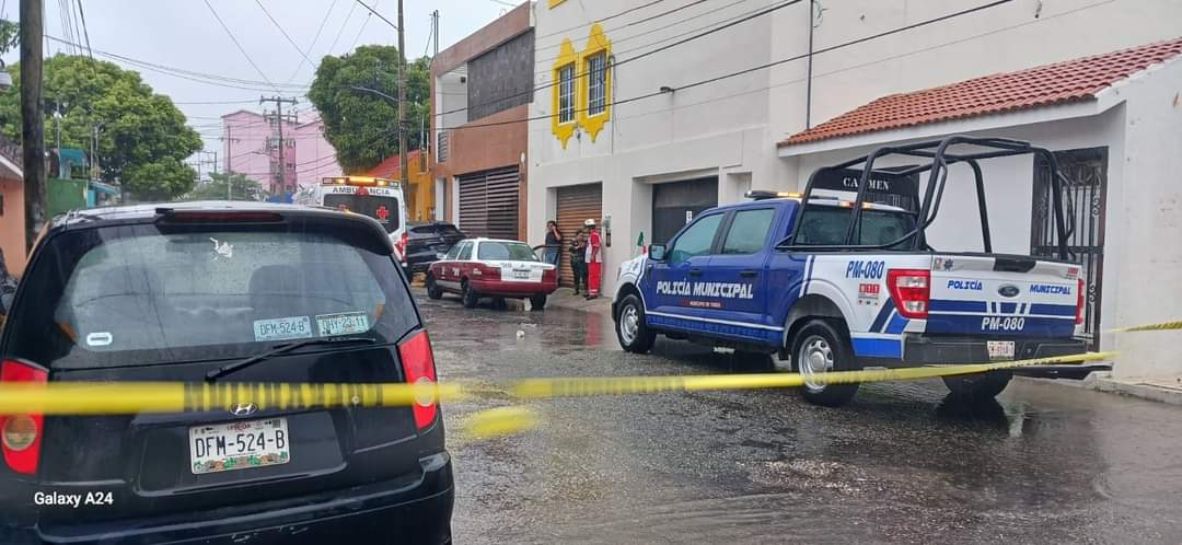 Una persona de la tercera edad falleció dentro de un taxi en la colonia Tecolutla mientras se dirigía al IMSS Una persona de la tercera edad falleció dentro de un taxi en la colonia Tecolutla mientras se dirigía al IMSS