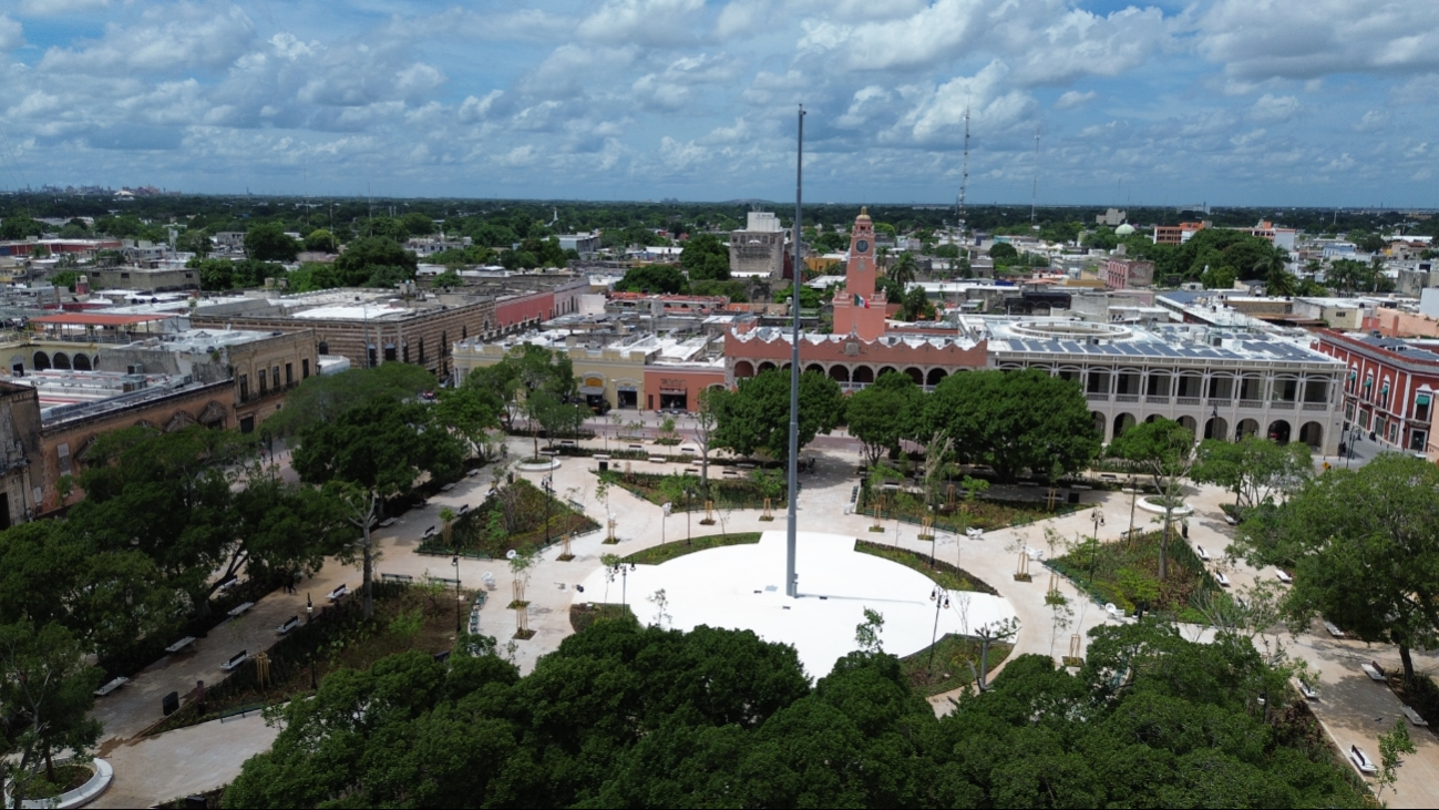 Hay menos espacio en la Plaza Grande para el Mérida en Domingo