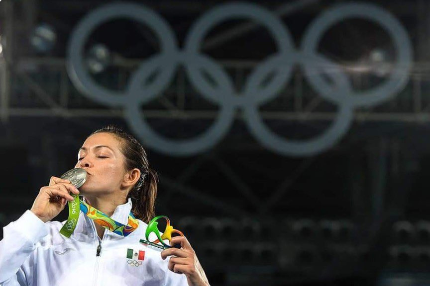 María del Rosario Espinoza, multimedallista en taekwondo