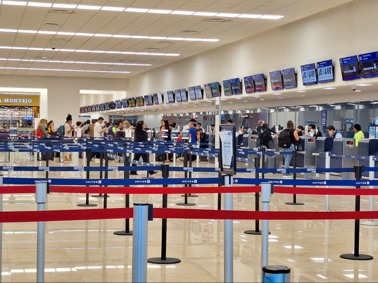 Aeropuerto de Mérida inicia la semana con cinco vuelos demorados