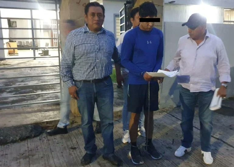 Son dos detenidos por el homicidio de un profesor en Veracruz