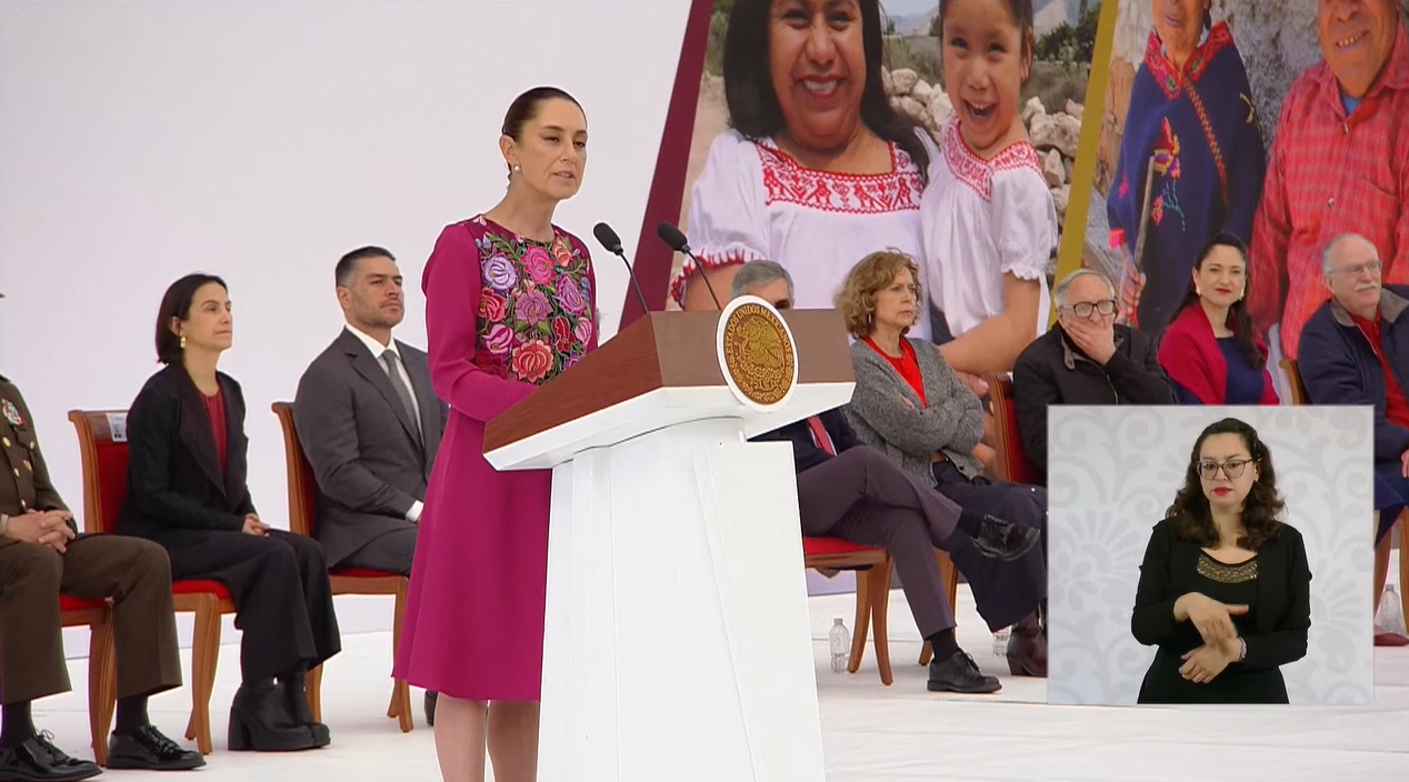 Claudia Sheinbaum anuncia inicio  de la construcción de nuevas rutas de trenes de pasajeros en México en abril 2025