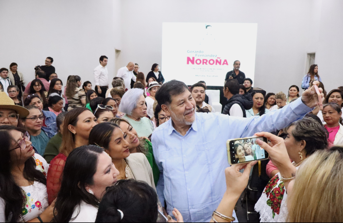 Gerardo Fernández Noroña destaca en Mérida el papel  femenino en el crecimiento de México