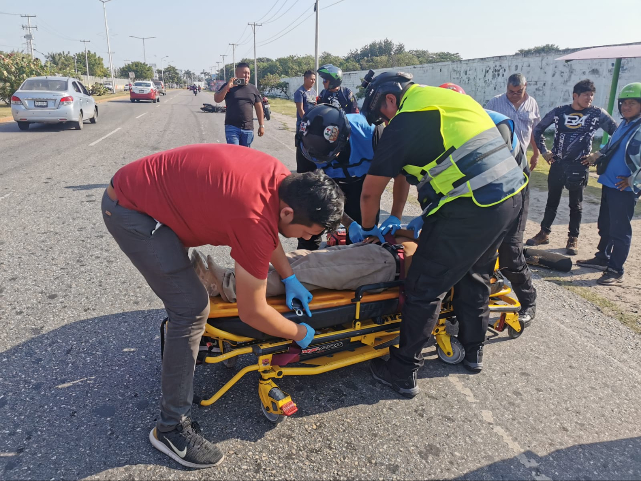 Ricardo fue trasladado urgentemente a un hospital por presentar heridas de gravedad Ricardo fue trasladado urgentemente a un hospital por presentar heridas de gravedad