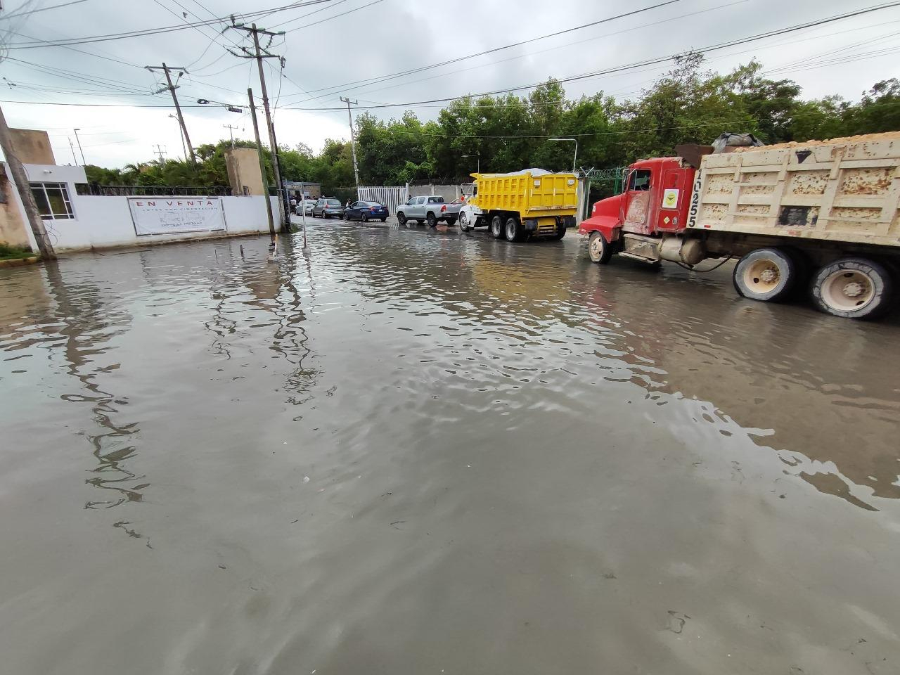 La situación empeora con cada lluvia intensa, complicando la circulación vial La situación empeora con cada lluvia intensa, complicando la circulación vial
