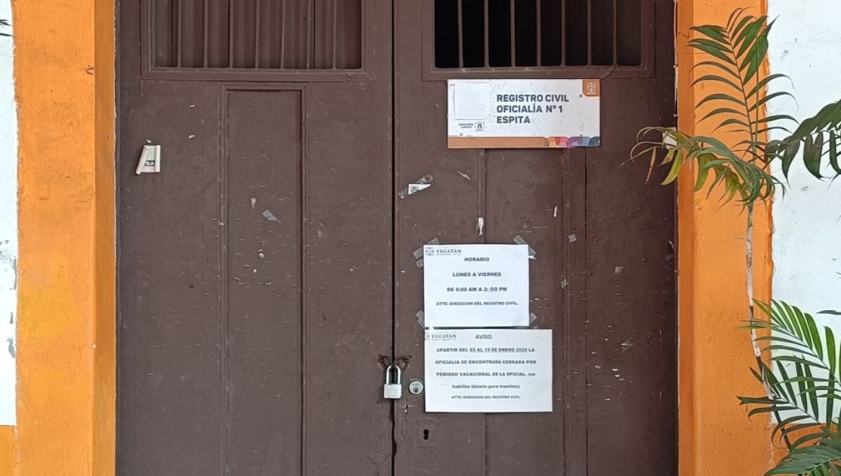Ni una sola persona quedó a cargo de las oficinas, denuncian vecinos. Ni una sola persona quedó a cargo de las oficinas, denuncian vecinos.