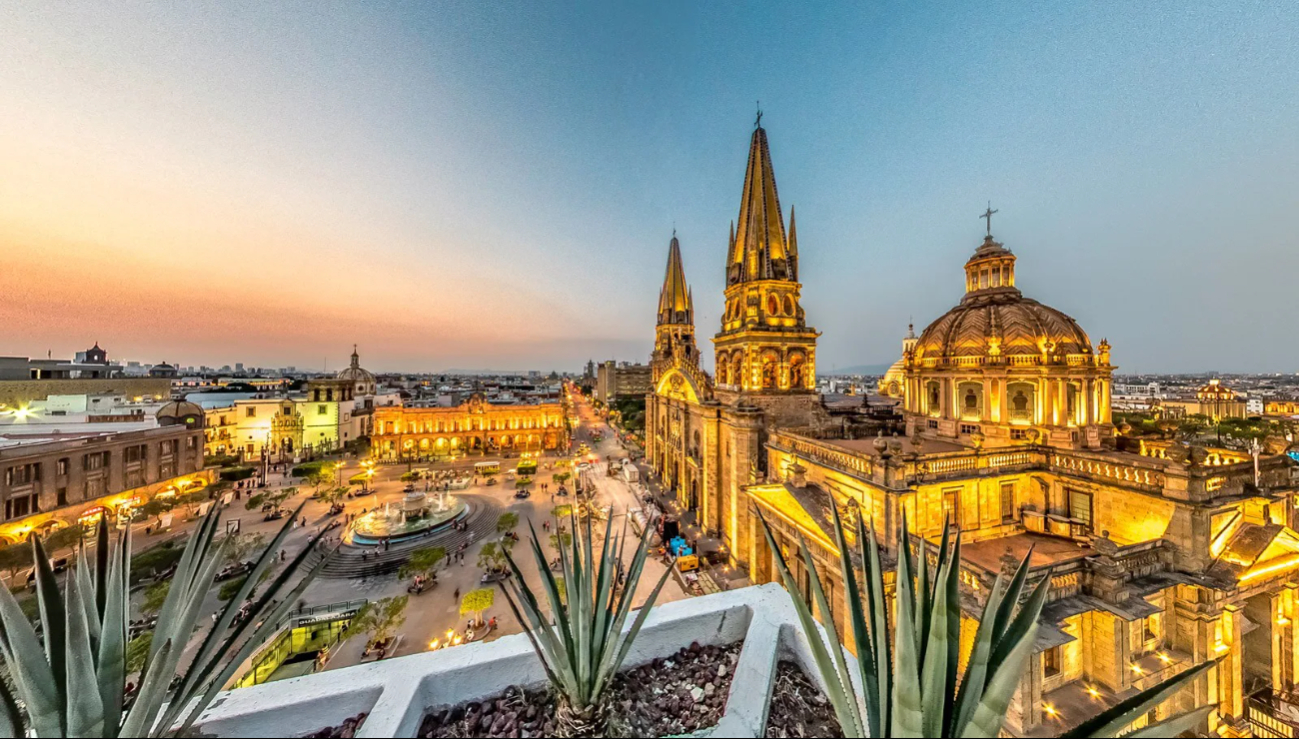Guadalajara es de los vuelos con más afluencia en el aeropuerto de Mérida Guadalajara es de los vuelos con más afluencia en el aeropuerto de Mérida