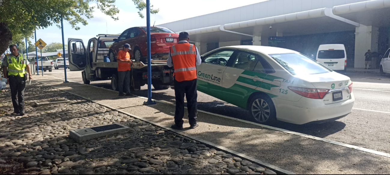 Se avisaron entre grupos de WhatsApp del operativo realizado en la terminal aérea Se avisaron entre grupos de WhatsApp del operativo realizado en la terminal aérea