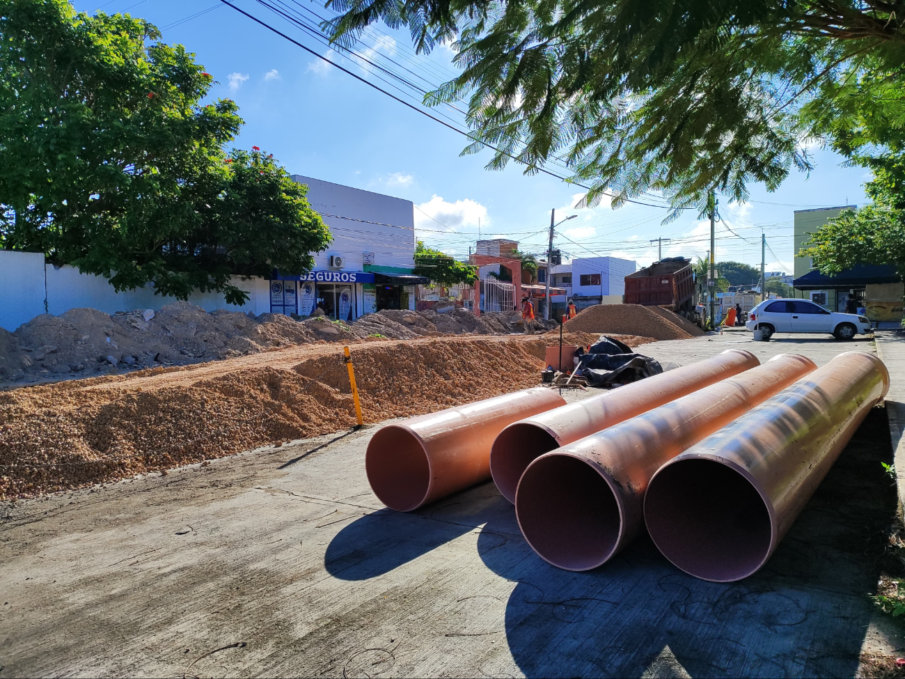 Desde temprano en la mañana se apreciaron materiales de construcción para reparar los daños Desde temprano en la mañana se apreciaron materiales de construcción para reparar los daños