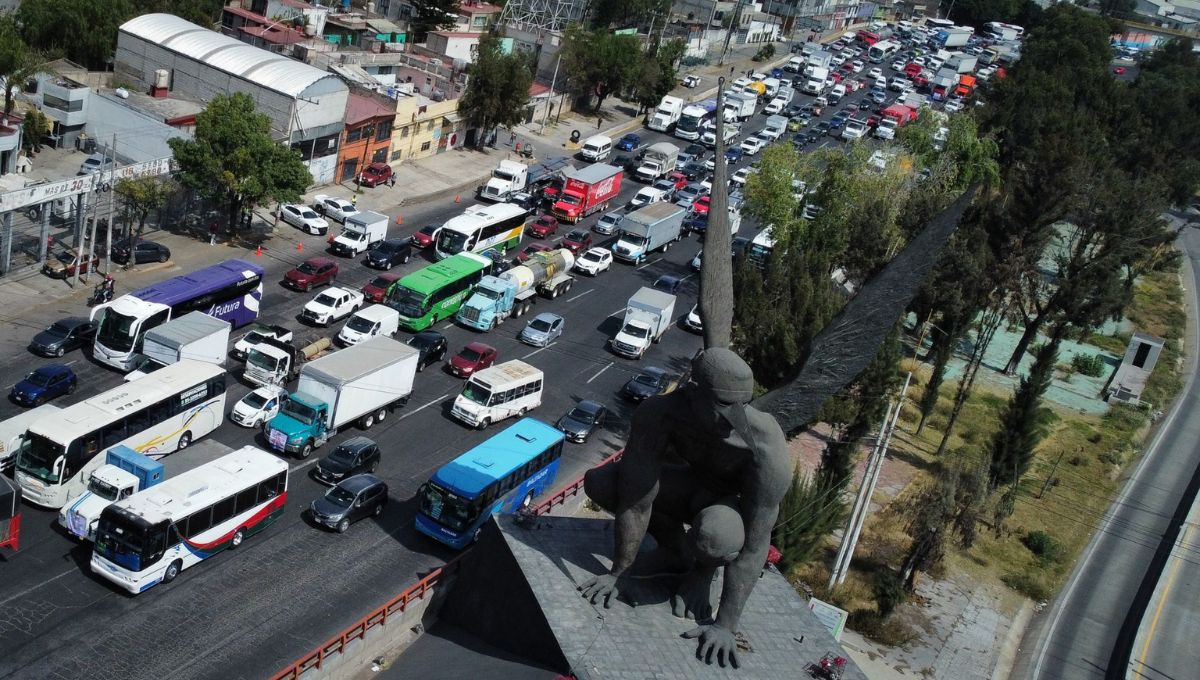 Transportistas cancelan bloqueos en el Valle de México, pero marcharán al Zócalo