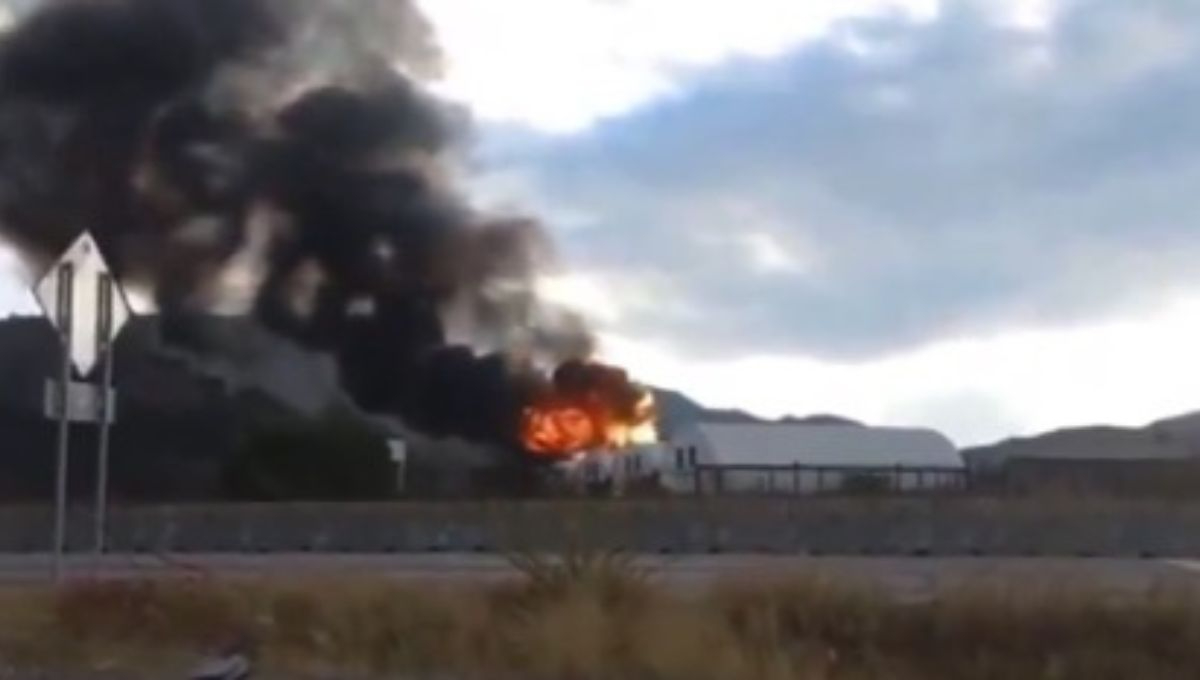 En las labores de sofocación participan bomberos y Protección Civil de Hidalgo y el Estado de México En las labores de sofocación participan bomberos y Protección Civil de Hidalgo y el Estado de México