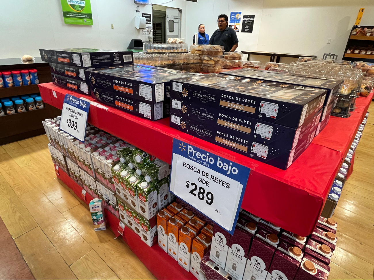 El precio promedio de la rosca familiar ronda los $400 pesos en diversos supermercados de Mérida El precio promedio de la rosca familiar ronda los $400 pesos en diversos supermercados de Mérida