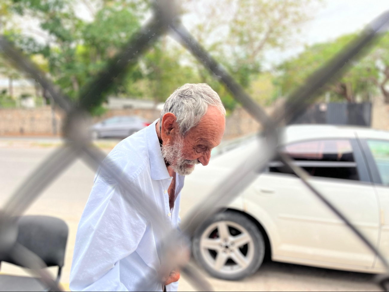 El hombre de 88 años reveló que le gusta la poesía y que es aficionado a la biblia El hombre de 88 años reveló que le gusta la poesía y que es aficionado a la biblia