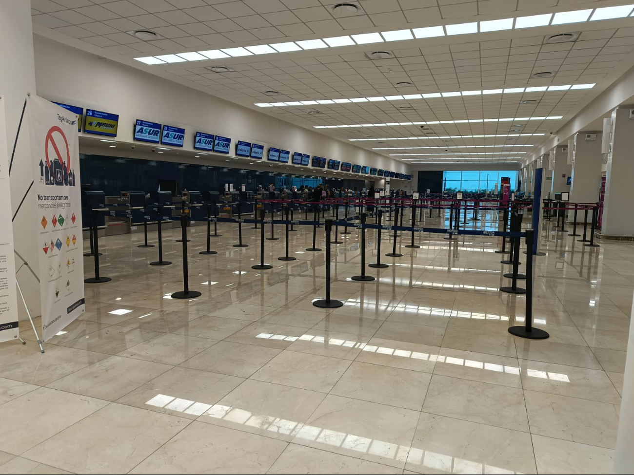 Aeropuerto de Mérida inicia operaciones con vuelos demorados