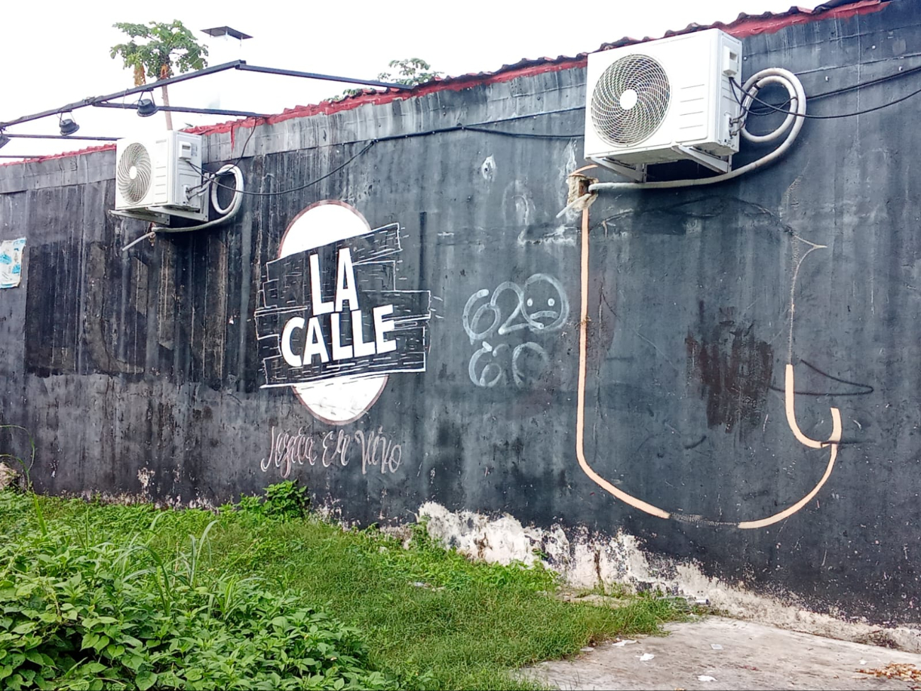 Las cámaras del establecimiento "La Calle" ayudaron a visulaizar el acontecimiento. Las cámaras del establecimiento "La Calle" ayudaron a visulaizar el acontecimiento.