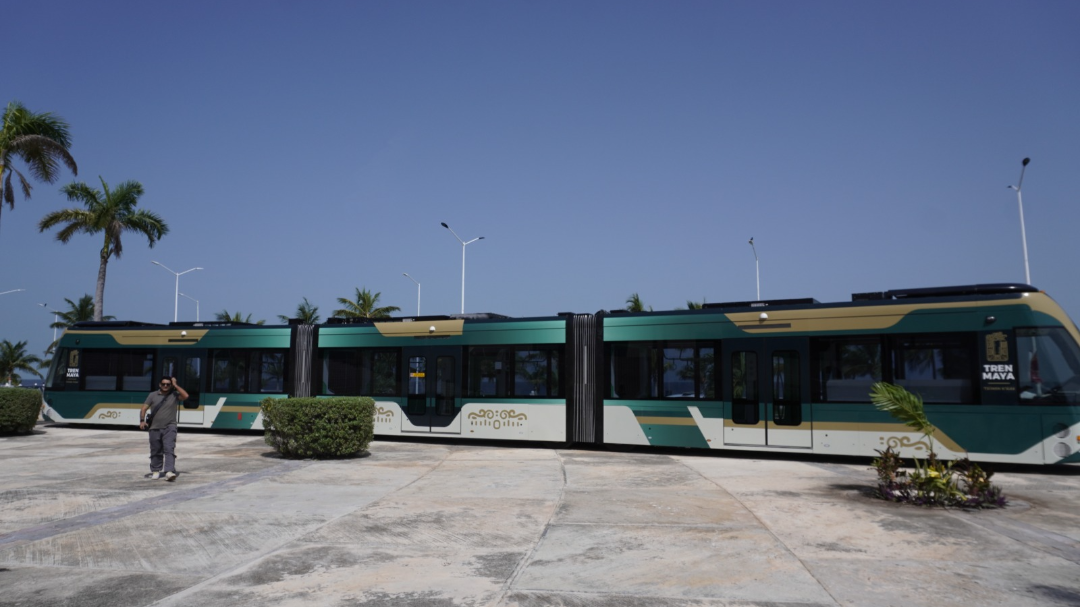 Video muestra el avance del Tren Ligero de Campeche, con una inversión de 4,200 millones de pesos Video muestra el avance del Tren Ligero de Campeche, con una inversión de 4,200 millones de pesos
