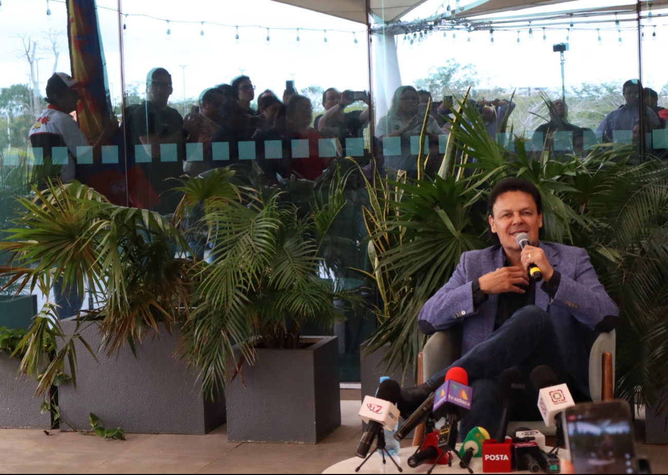 Pedro Fernández promete un concierto  romántico e inolvidable en Mérida