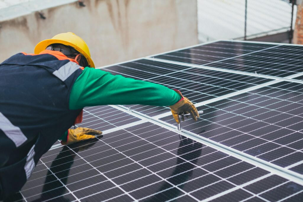 El objetivo de este programa es la reducción de las tarifas eléctricas en la entidad El objetivo de este programa es la reducción de las tarifas eléctricas en la entidad