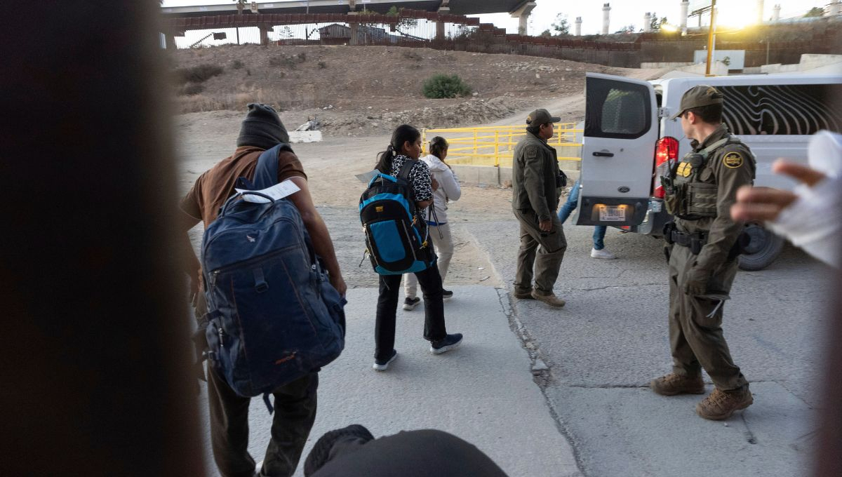 Trump endurece políticas migratorias con cierre de frontera, despliegue militar y nuevas restricciones