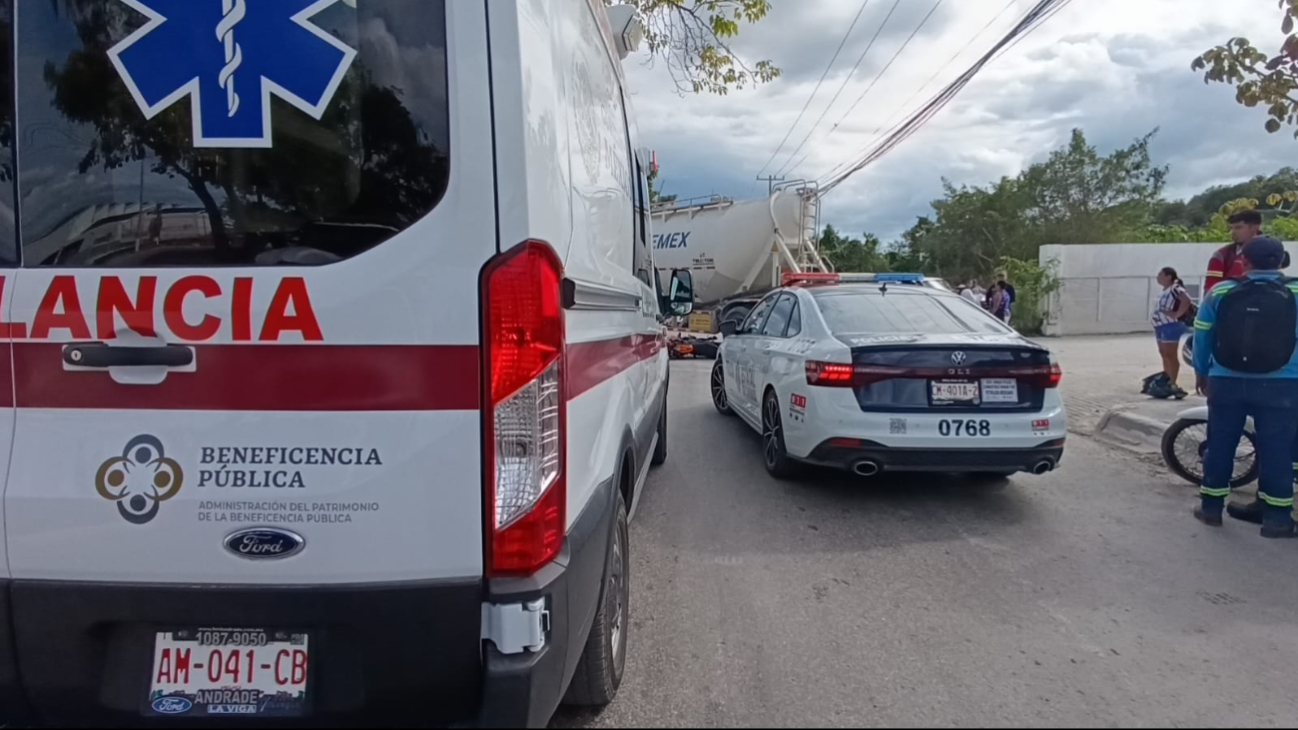 La moto quedó destruida, pero no hubo heridos de consideración La moto quedó destruida, pero no hubo heridos de consideración