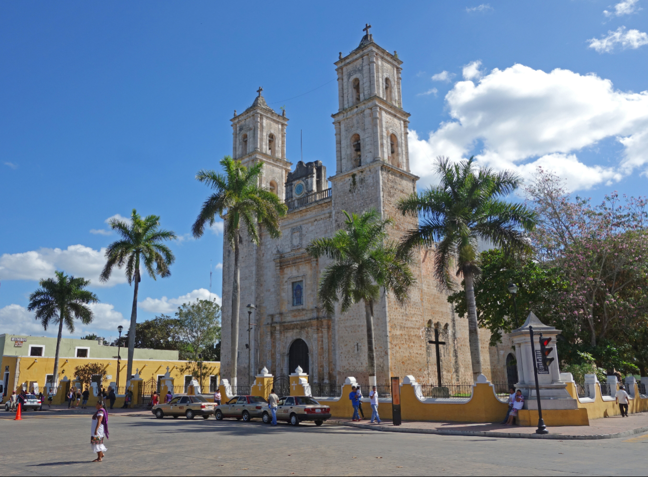 Valladolid es uno de los pueblos más bonitos de Yucatán Valladolid es uno de los pueblos más bonitos de Yucatán