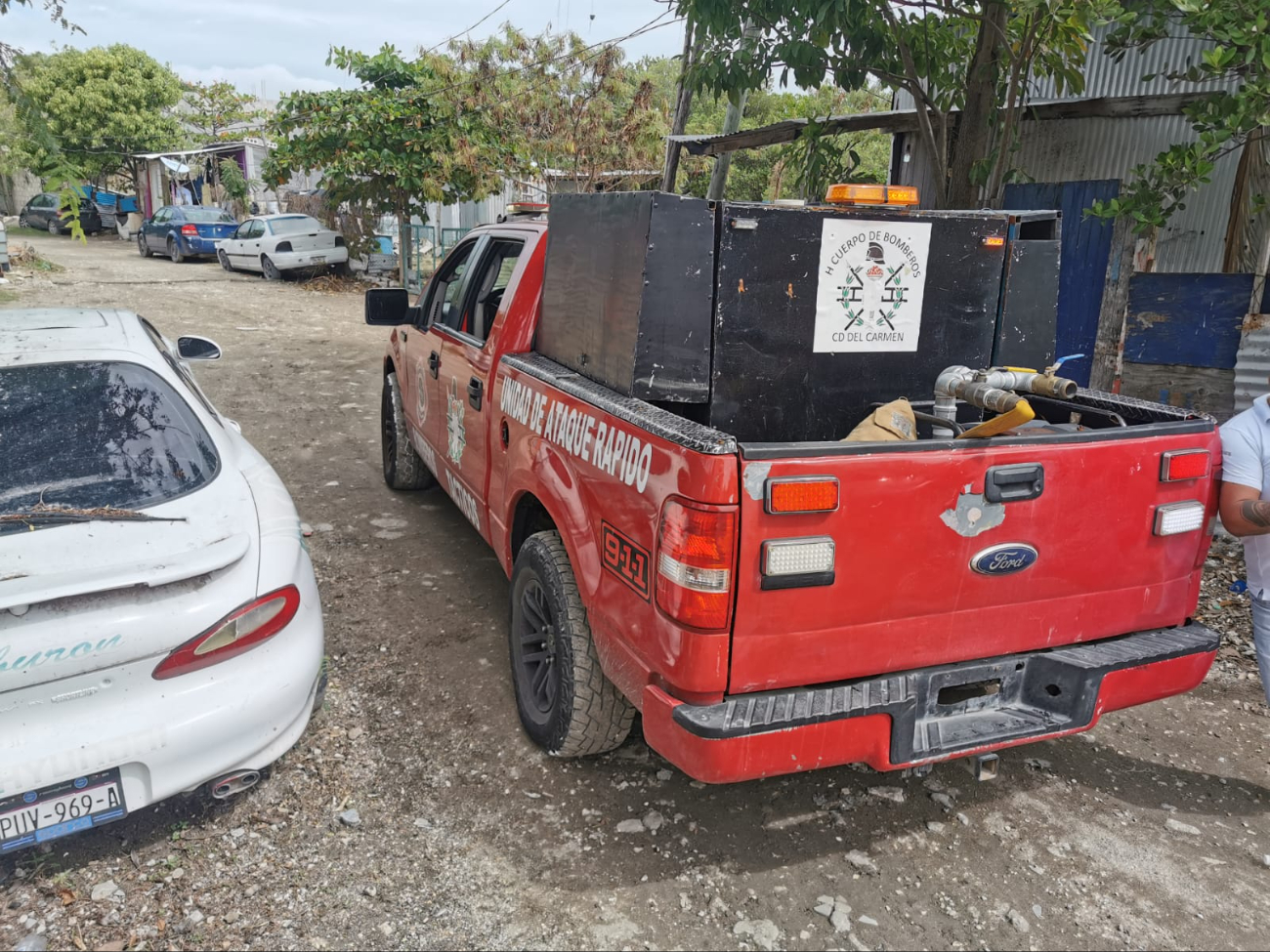 Bomberos tácticos se movilizaron en la Colonia Manigua por el incendio de una vivienda Bomberos tácticos se movilizaron en la Colonia Manigua por el incendio de una vivienda