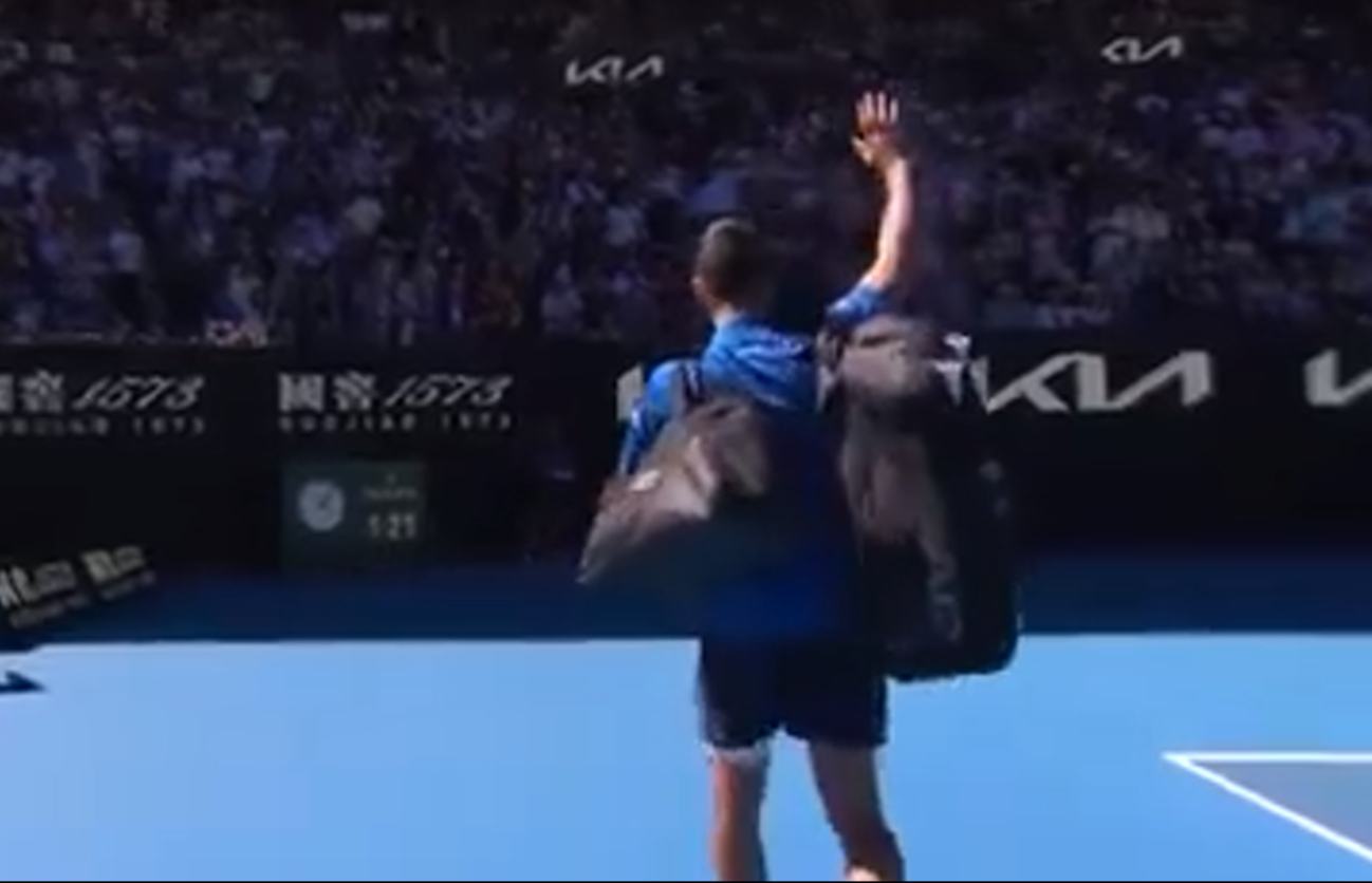 Novak Djokovic se retira del Australia Open 2025 tras perder el primer set Novak Djokovic se retira del Australia Open 2025 tras perder el primer set