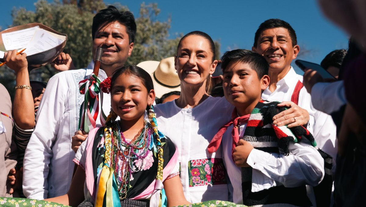 La Presidenta Claudia Sheinbaum visitó este sábado Huajuapan de León en Oaxaca La Presidenta Claudia Sheinbaum visitó este sábado Huajuapan de León en Oaxaca