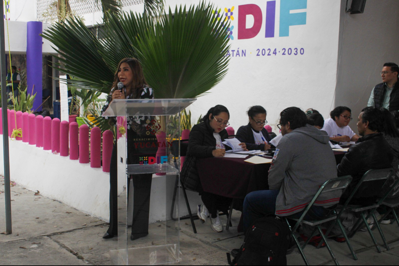 Wendy Méndez Naal, presidenta del DIF, destacó el compromiso con las familias vulnerables Wendy Méndez Naal, presidenta del DIF, destacó el compromiso con las familias vulnerables