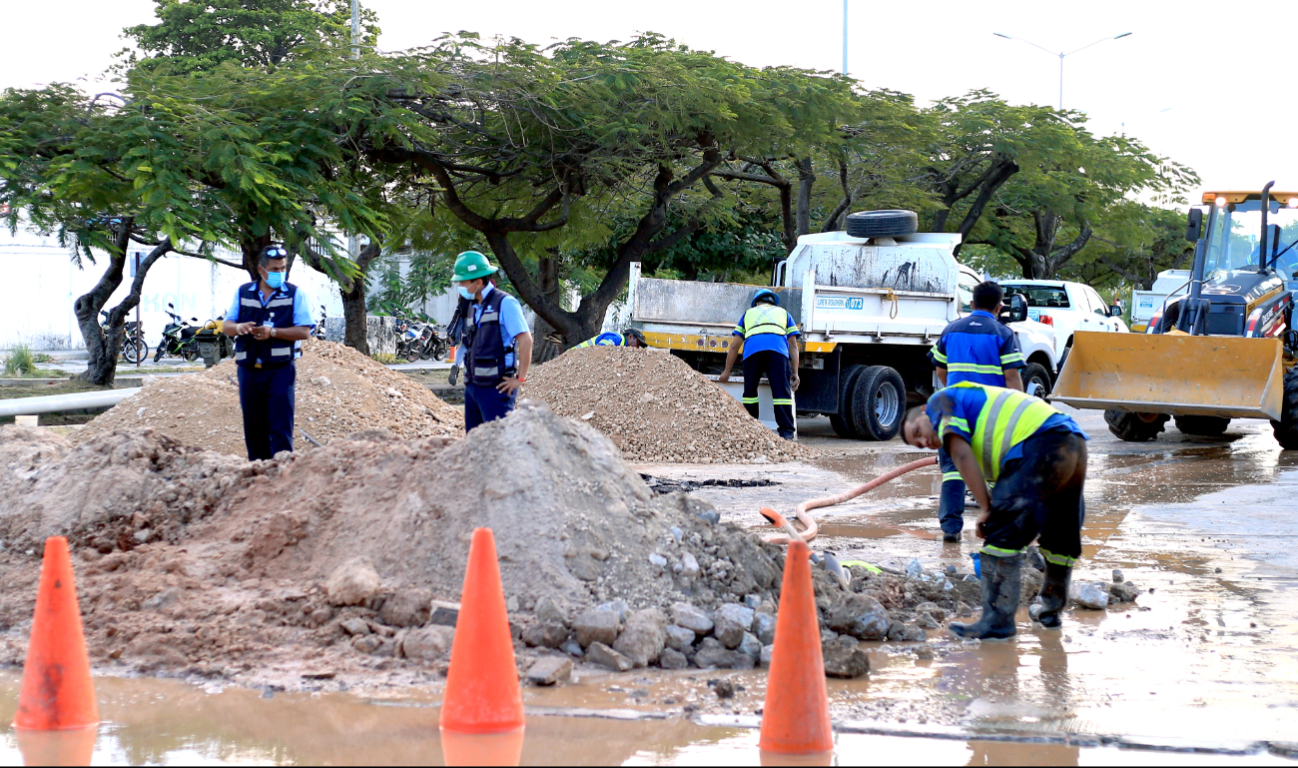 Familias de Residencial Villa Maya en Cancún acusan a Aguakan de  cobros excesivos