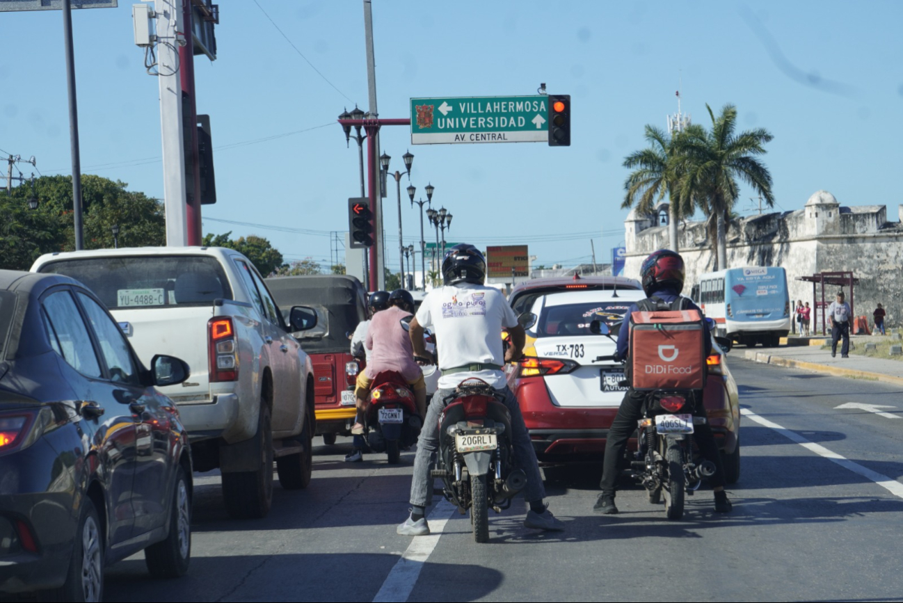 Los nuevos semáforos de Campeche tendrán Inteligencia Artificial Los nuevos semáforos de Campeche tendrán Inteligencia Artificial