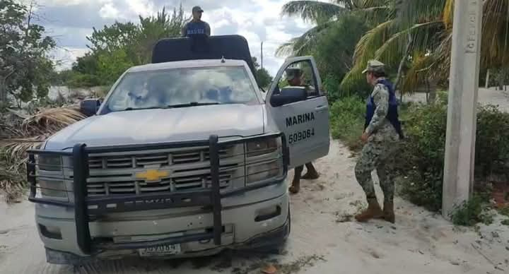 Recalan dos paquetes de cocaína en la costa de Telchac Puerto