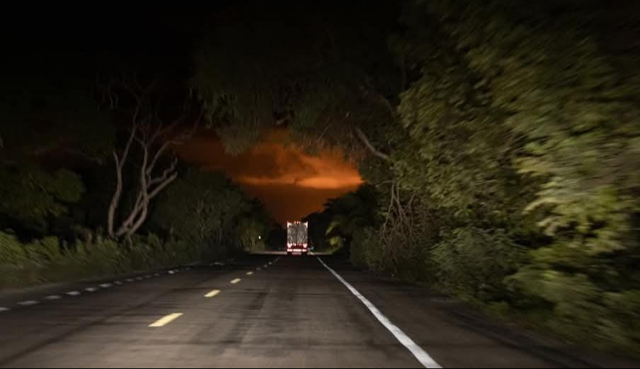 El temor a una explosión que podría afectar un radio de 10 kilómetros es latente El temor a una explosión que podría afectar un radio de 10 kilómetros es latente