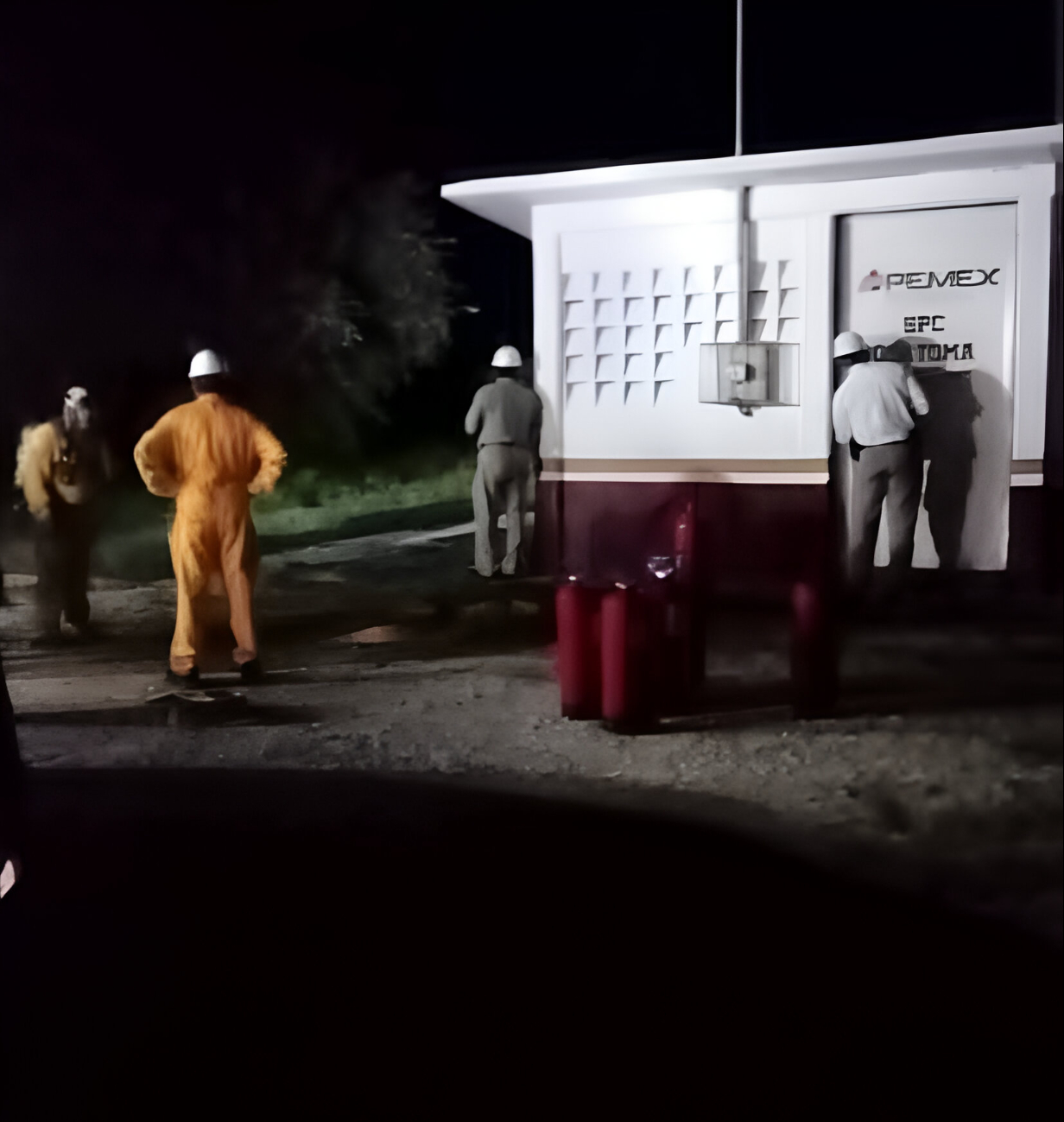 Pemex sigue sin reparar fugas de gas en Atasta; gasoducto lleva 40 años sin ser reemplazado