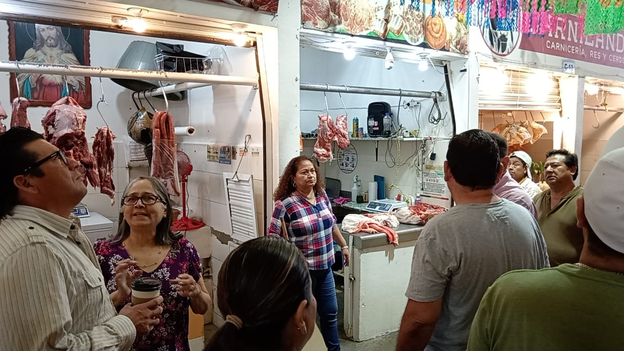 Representantes de organizaciones mostraron inundaciones, rebosamiento de aguas negras y problemas en cuartos fríos Representantes de organizaciones mostraron inundaciones, rebosamiento de aguas negras y problemas en cuartos fríos