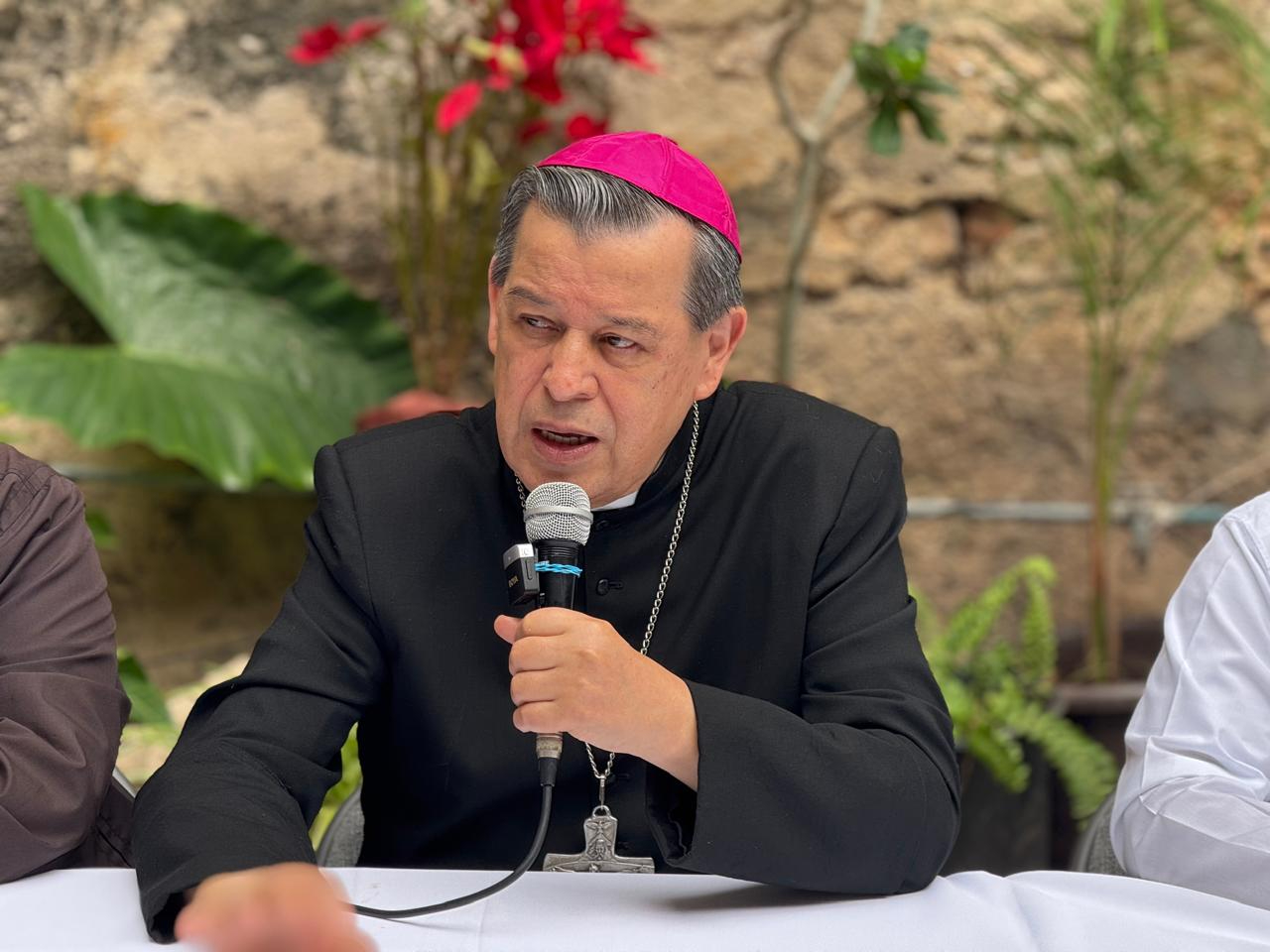 Gustavo Rodríguez Vega, Arzobispo de Yucatán, cuestionó las acciones de la población de Tekit Gustavo Rodríguez Vega, Arzobispo de Yucatán, cuestionó las acciones de la población de Tekit